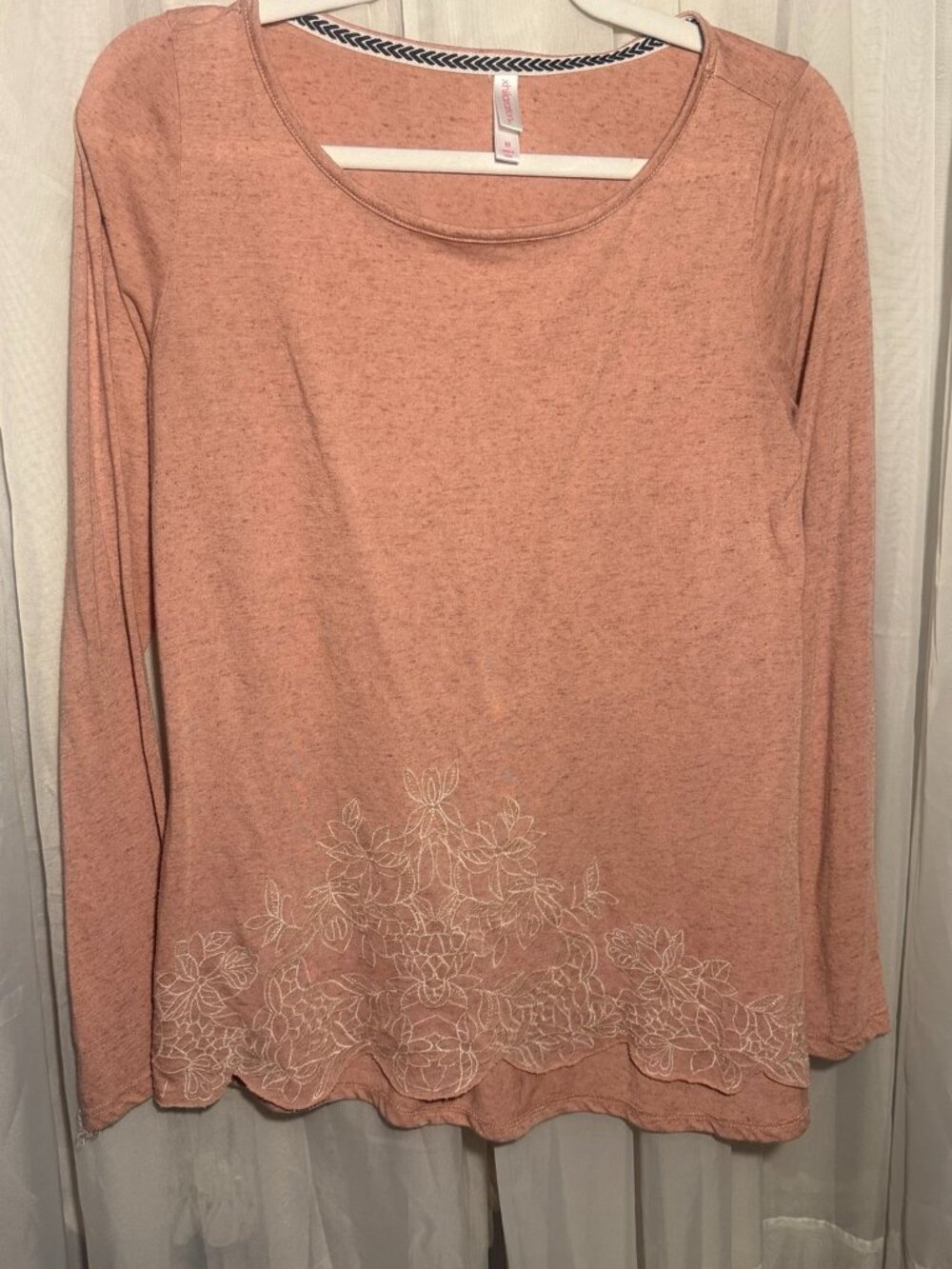 Xhilaration Pink Embroidered Floral Scallop Hem Long Sleeve Top Size M